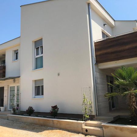 Apartmani Gavran Sukošan Esterno foto